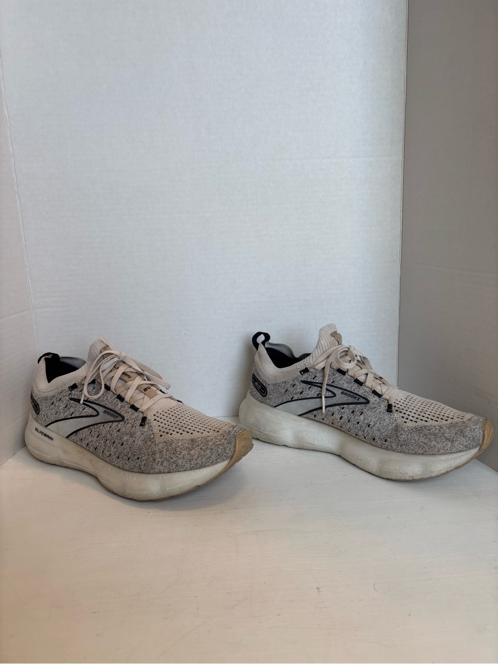 Brooks Glycerin StealthFit 20 Beige Men’s Sneakers size US11
